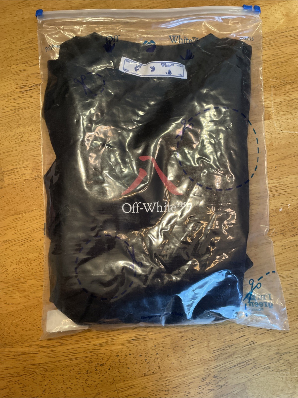 Off-White Chinese New Year S/S Slim Black Red Tee Men’s Med NWT *$610.00* COA gallery
