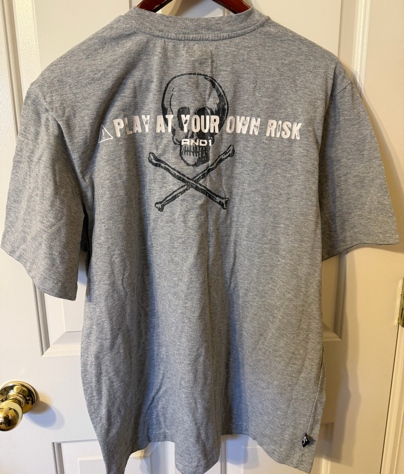 Vintage AND 1 Skull “Play At Your Own Risk” double sided gray T-Shirt Men Size L gallery