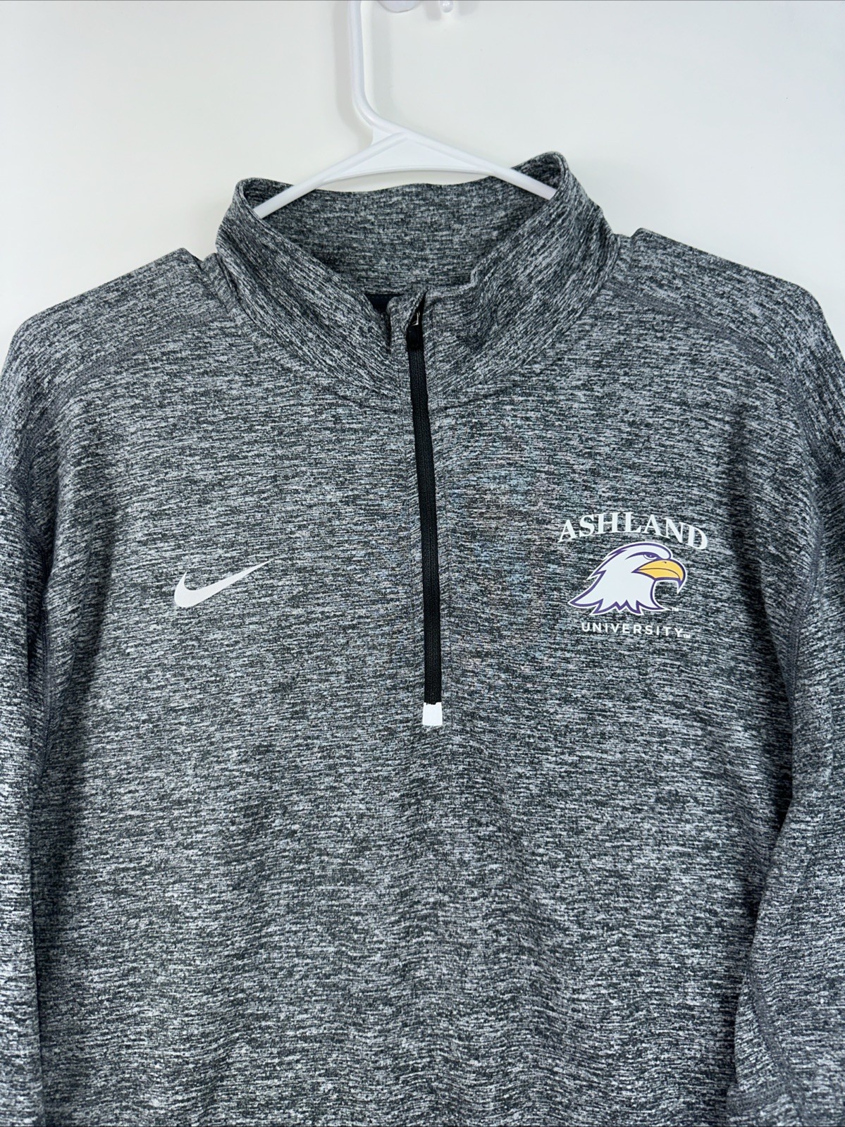 Nike DriFit Ashland University Eagles Men’s XL Gray Lightweight 1/4 Zip Pullover gallery