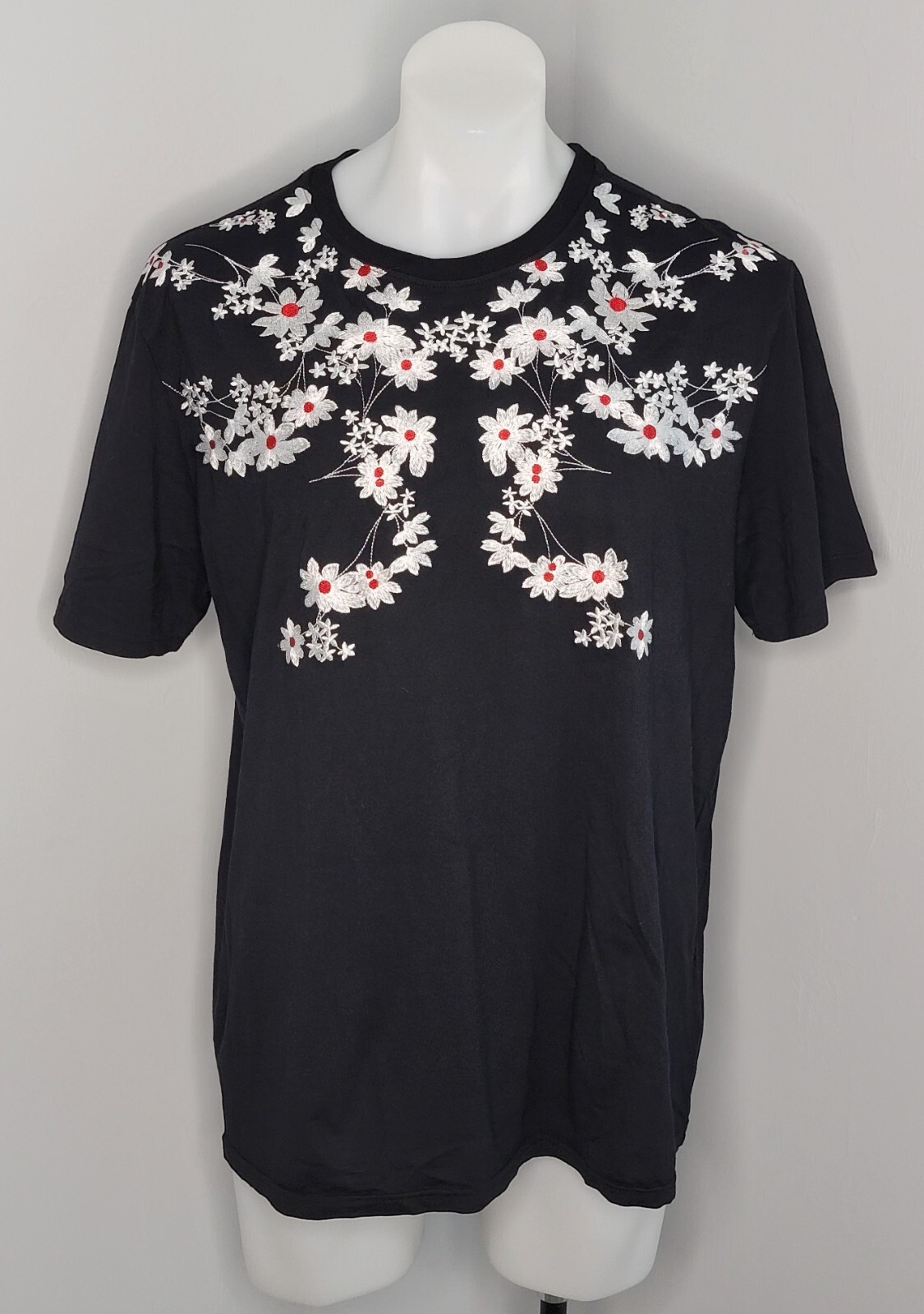 Hudson Mens Black Embroidered Floral T-Shirt Size 2XL gallery