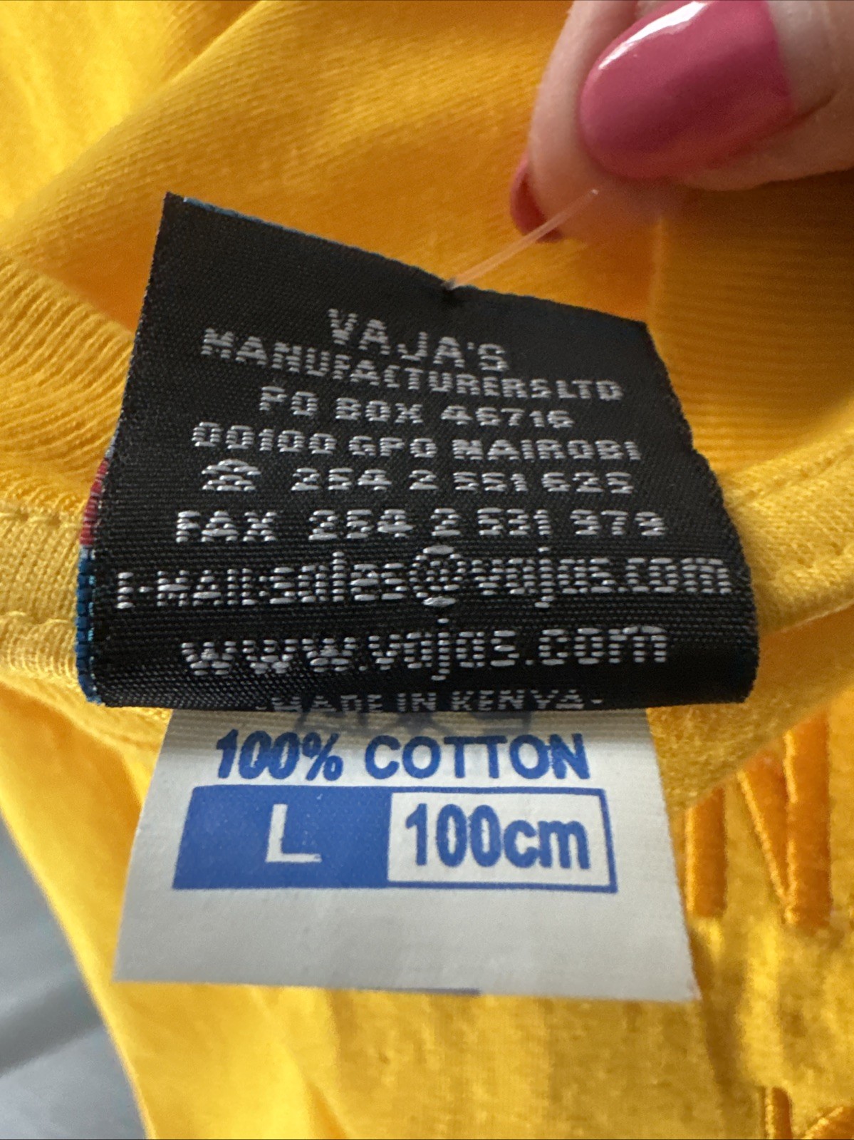 Kenya “Hakuna Matata” No Worries Men’s L Woman’s XL Gold Shirt NWOT Chest 22” gallery