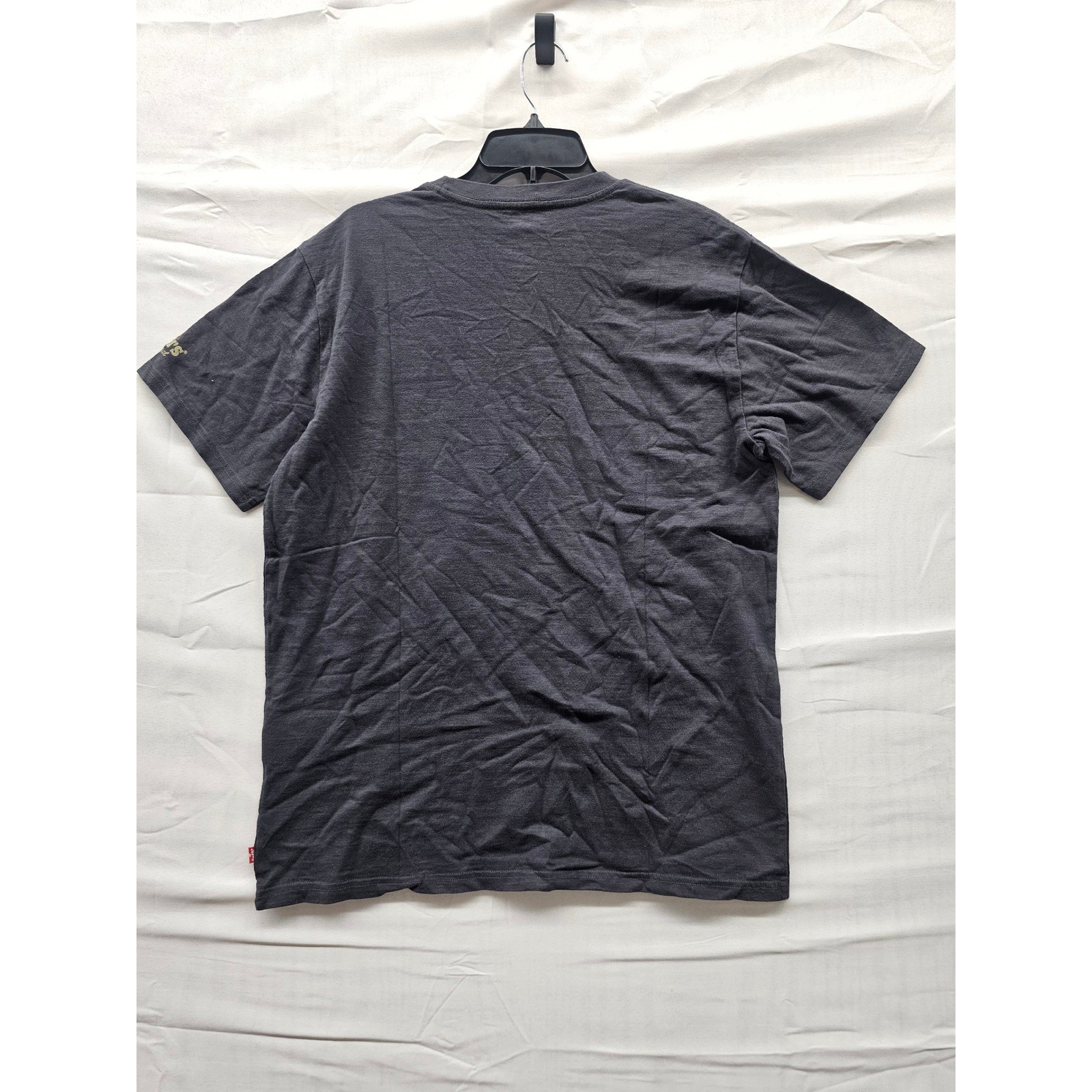 Levis Mens Relaxed Graphic T-Shirt Charcoal Gray Cowboy Desert Horse M NEW gallery