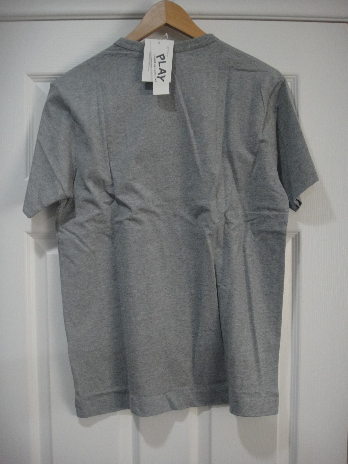 Comme Des Garcons Play Men's Classic Black Heart Logo Grey Size Medium, BRANDNEW gallery