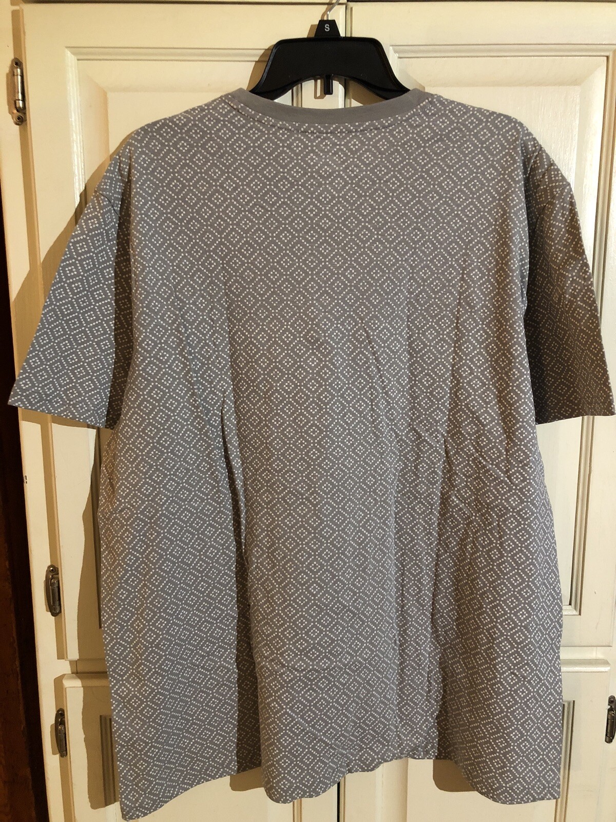 Sonoma Tee Shirt Gray XLarge Mens $20 (s-rd-24-39) gallery
