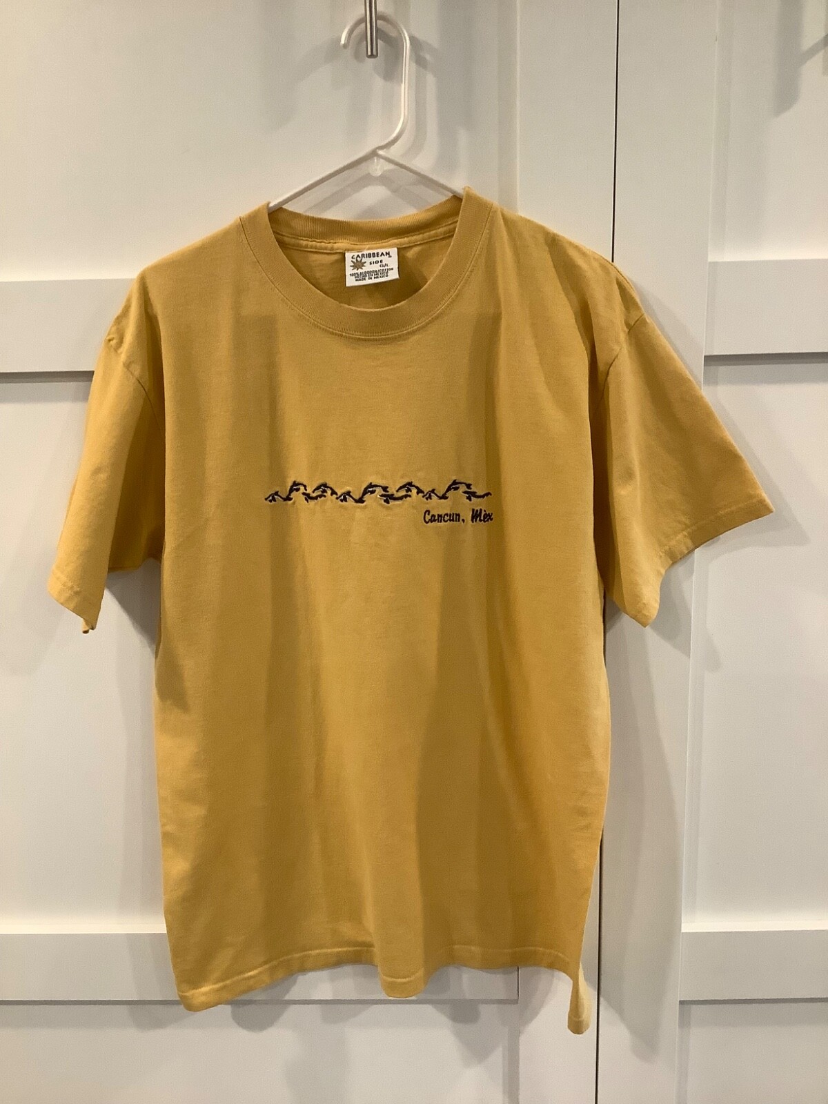 Caribbean Side Men’s T-Shirt Gold Cancun Mexico with Dolphins Size L gallery