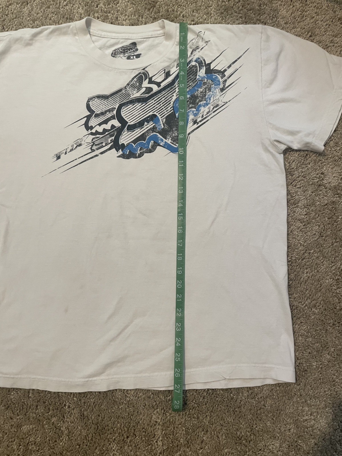 Vintage Y2K Skate Fox Racing T-Shirt White Graphic Print Tribal Grunge Aesthetic gallery