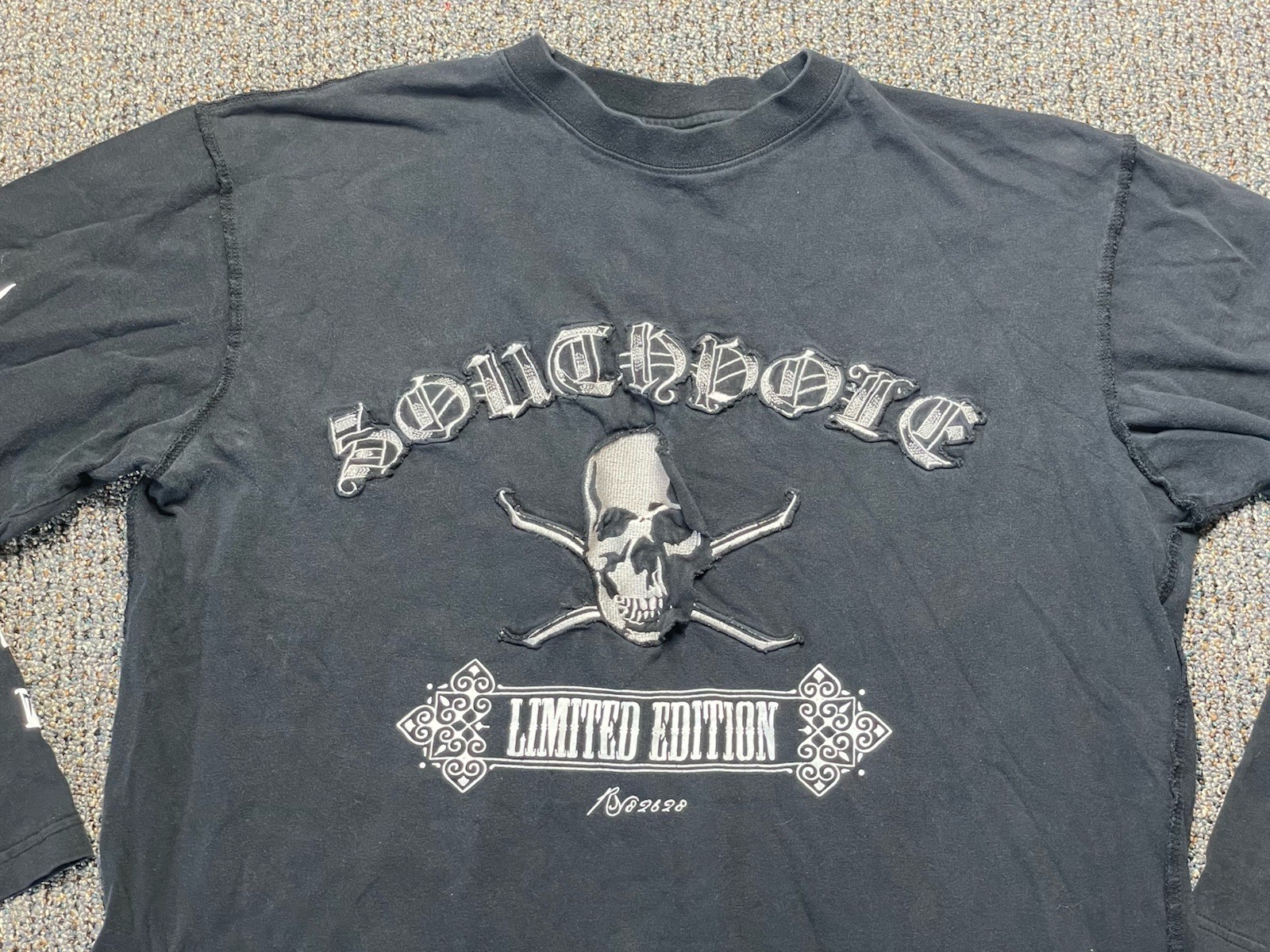 Vintage Southpole Y2K Limited Edition Graphic Skull Long Sleeve Large Black Rare gallery