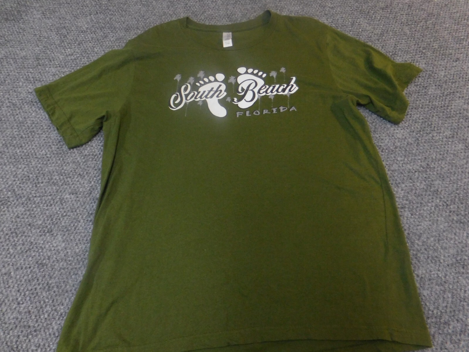 South Beach Florida Mens Shirt Large Green Graphic footprint