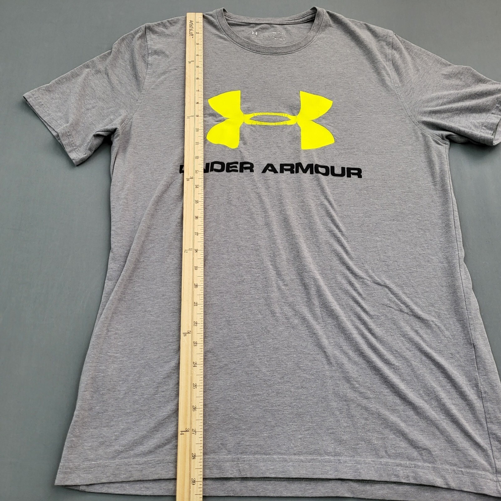 Under Armour Shirt Mens Small S Short Sleeve Spell Out Loose Heat Gear Gray * gallery