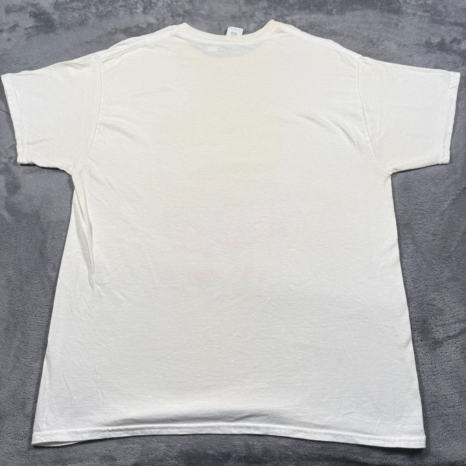 Vintage Gildan T-Shirt Mens Large White Cotton Minion FC Barcelona Graphic Print gallery