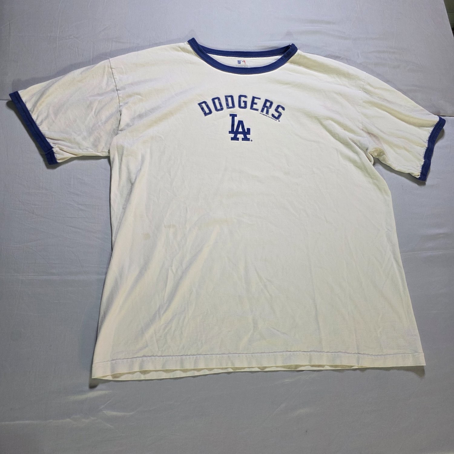 MLB Genuine Merchandise Los Angeles Dodgers T-Shirt Men 2 XL White Cotton 2009