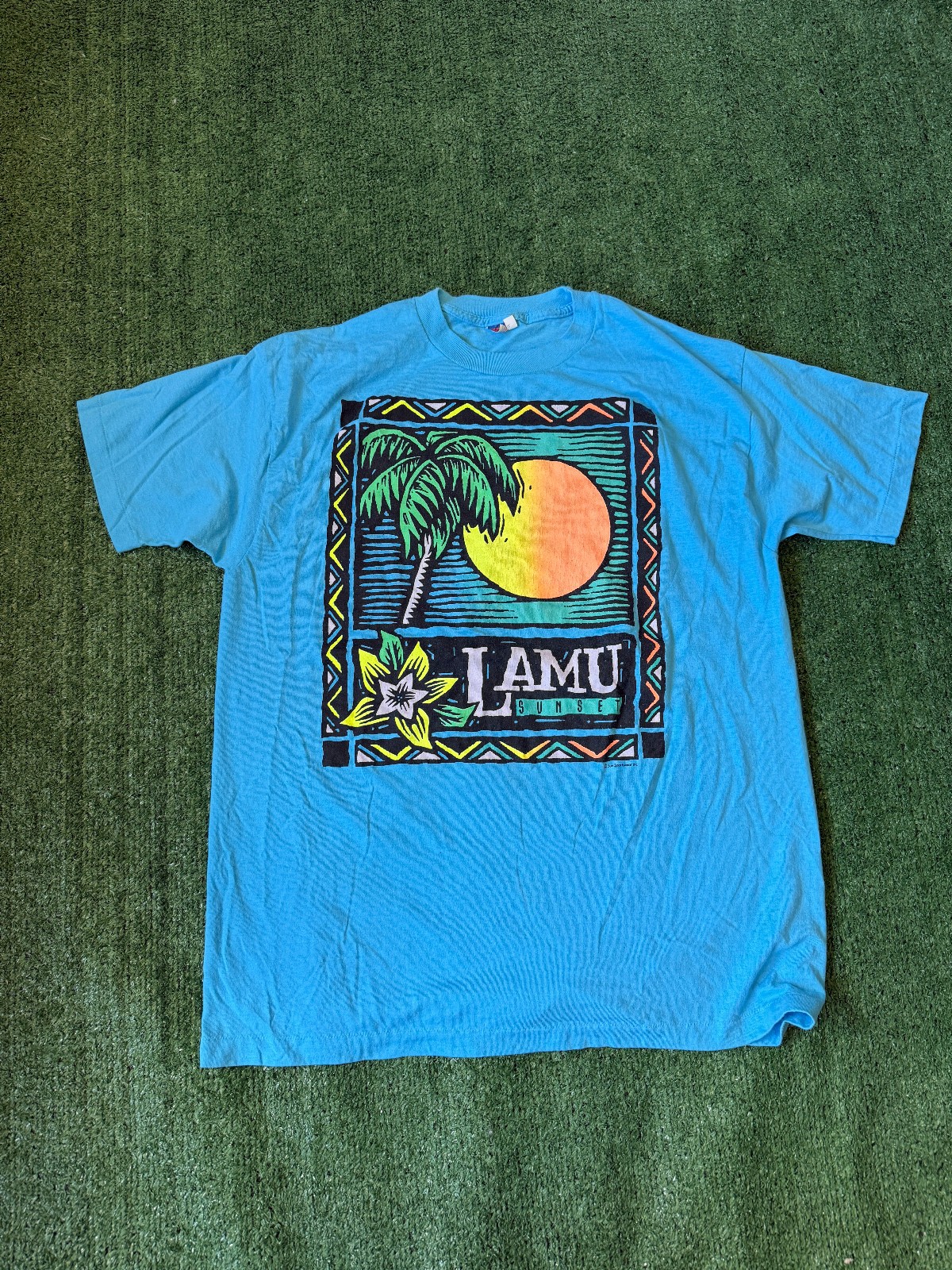Vintage 90s LAMU ISLAND KENYA SUNSET T-Shirt XL Surfer Surf Wear Beach Tee gallery