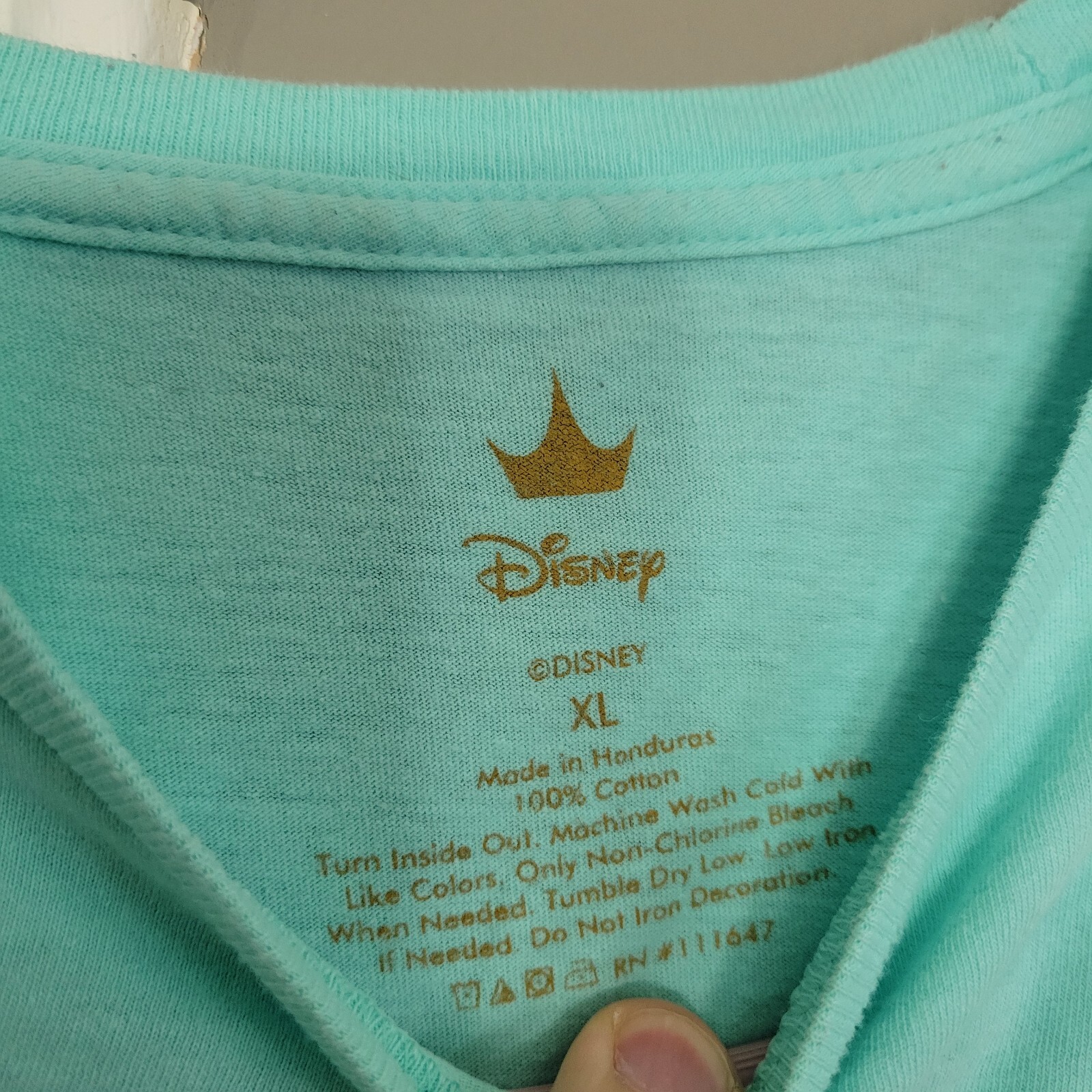 Disney Brand XL Aladdin Movie T Shirt gallery