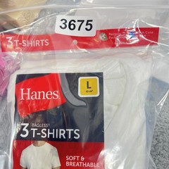 Hanes Men’s White 3 Pack Tagless Stretch Crew Neck T-Shirt 2135DG
