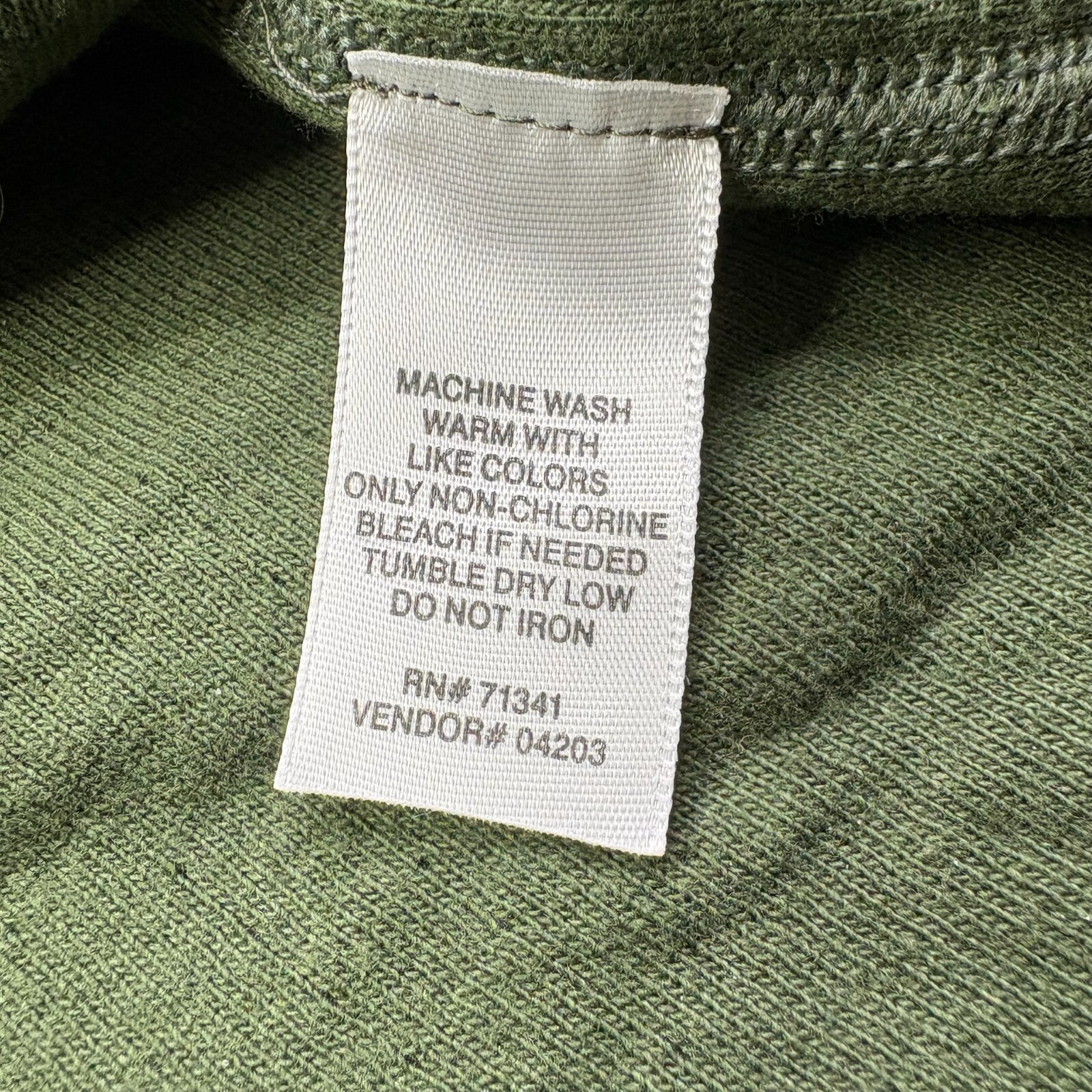 L.L. Bean Green Long Sleeve Regular Fit Casual Wear Henley T-Shirt Size X-Large gallery