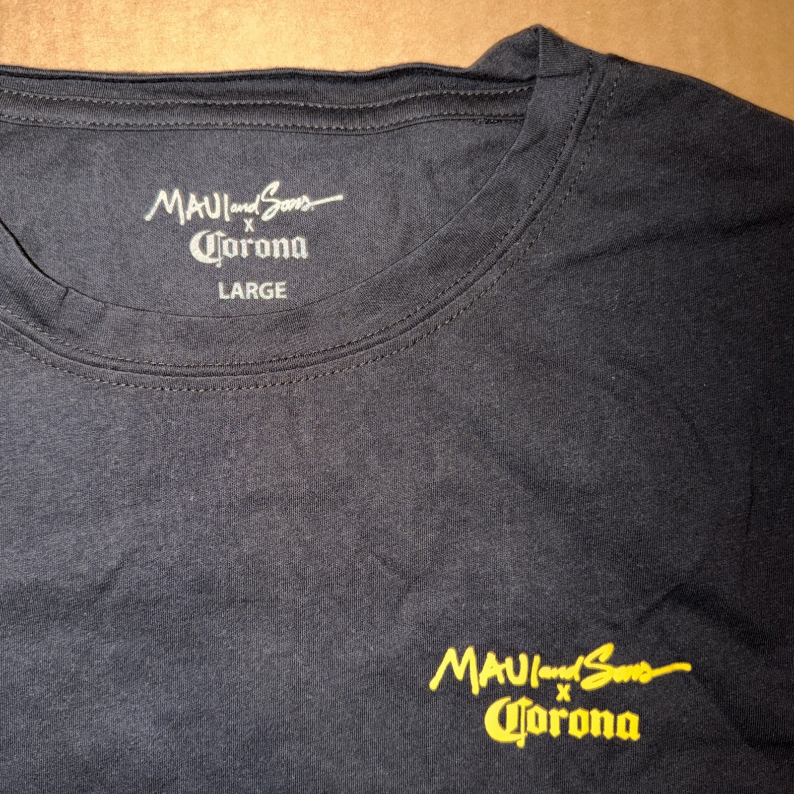 Corona x Maui & Sons Rare Size Large Shirt Men's Shark Chillin w Bucket Beer Fan gallery