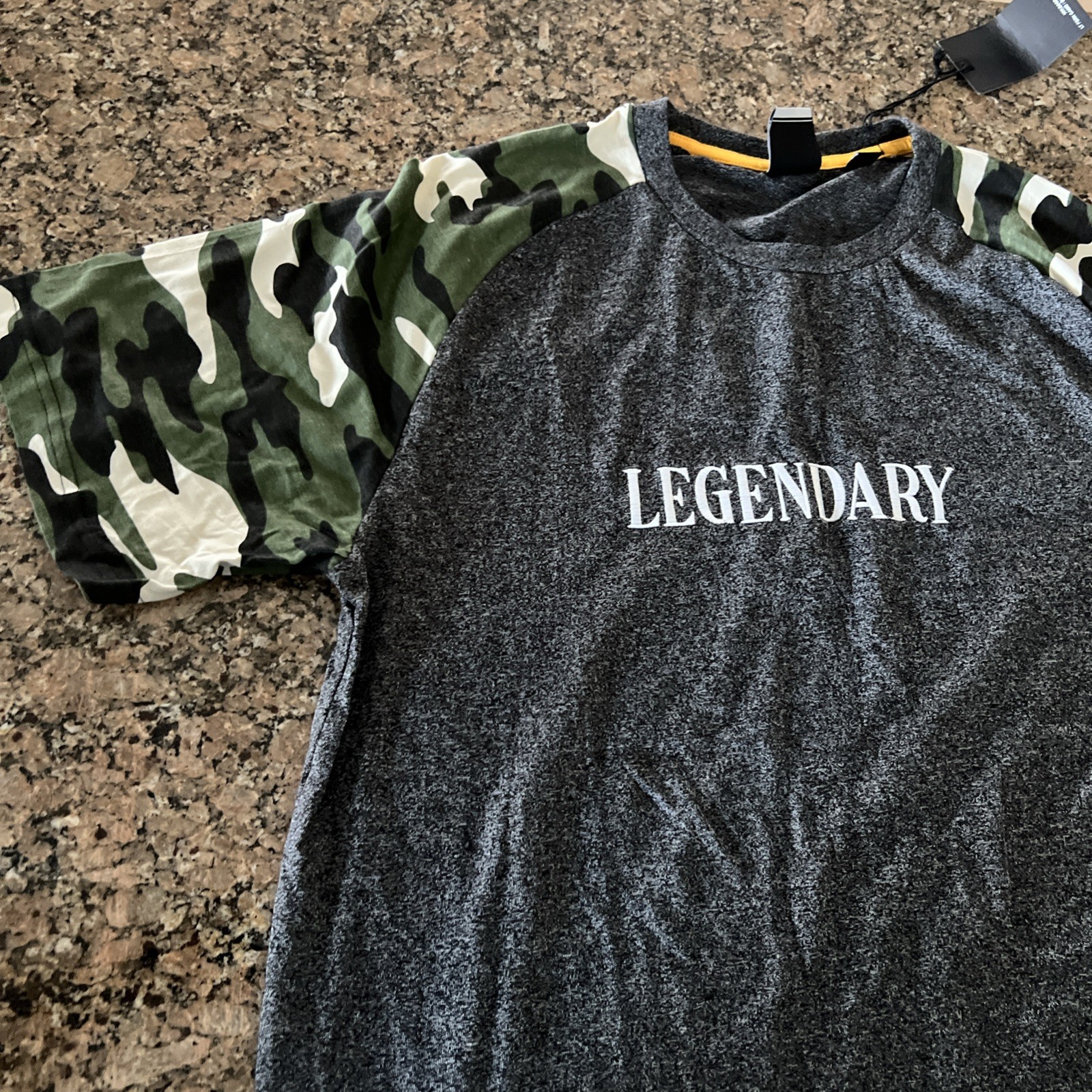 Men’s “LEGENDARY” Graphic T-Shirt – Camo Sleeves – Size XL gallery