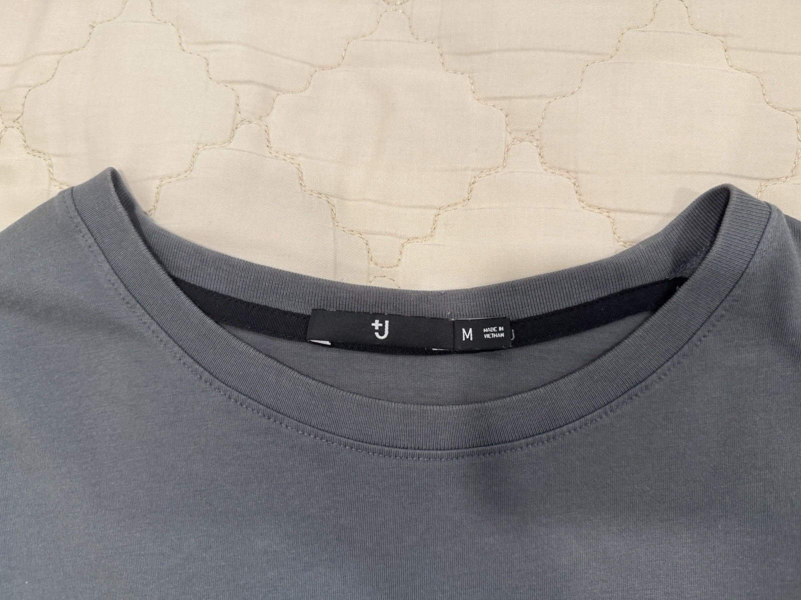 Uniqlo x Jil Sander +J Supima® Cotton Relaxed Fit T-Shirt Dark Grey Size Medium gallery