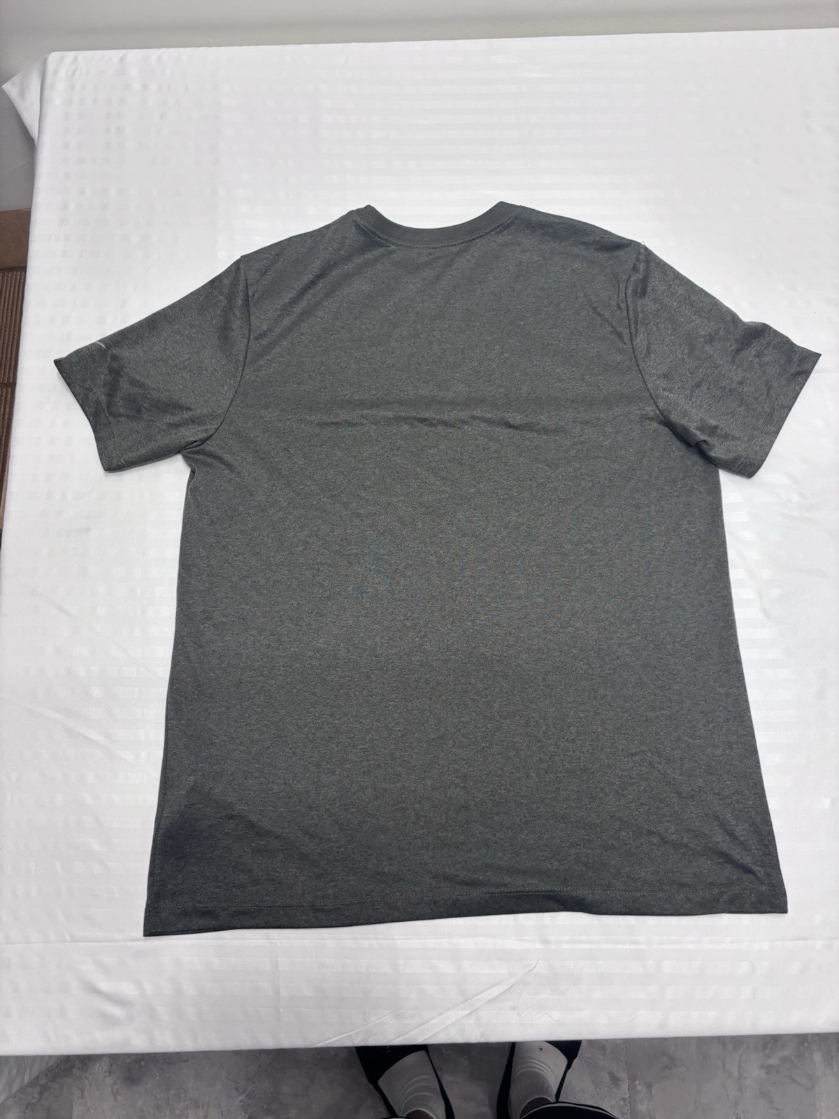 Original The Nike Tee Core Men's Athletic Cut Short Sleeve Shirt Cotton Large G gallery