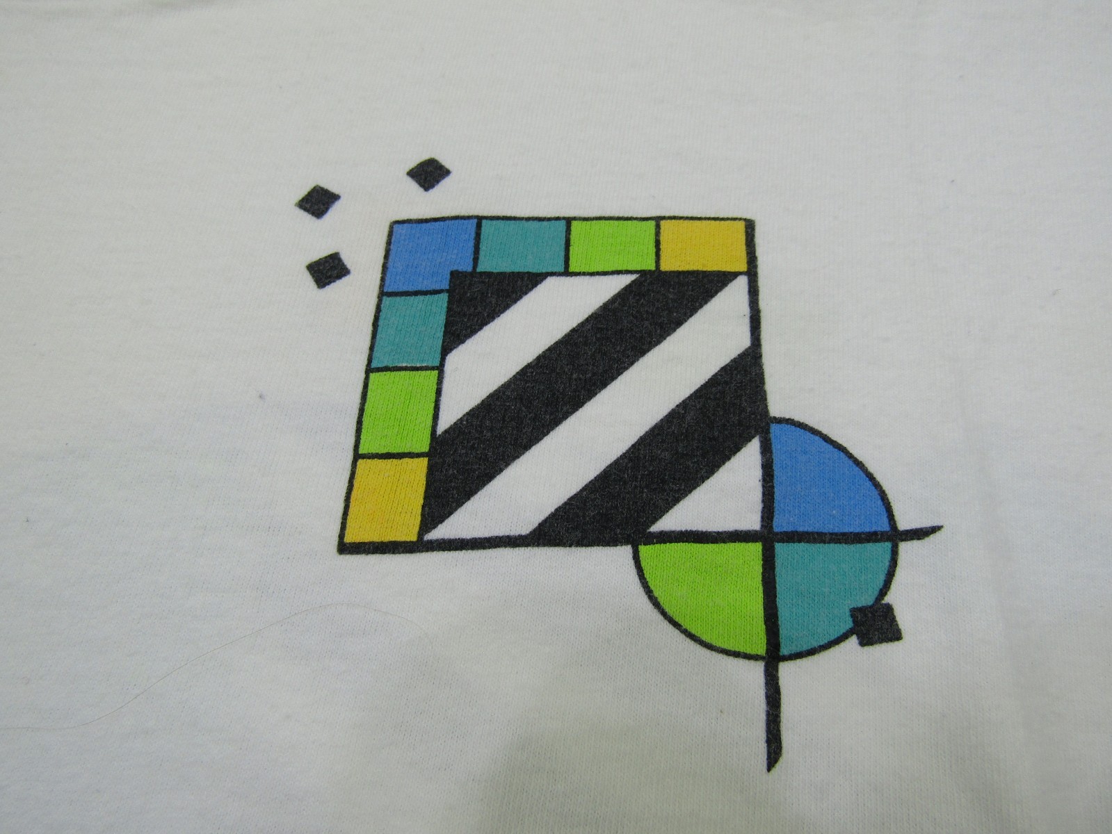 VTG Abstract Minimalist T-Shirt Adult One Size Fits All Jacques Morec 90s Tee gallery