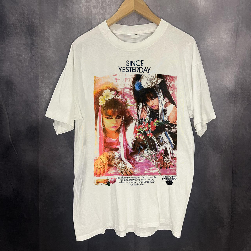 Strawberry Switchblade Band Gift For Fan S to 5XL T-shirt GC1591