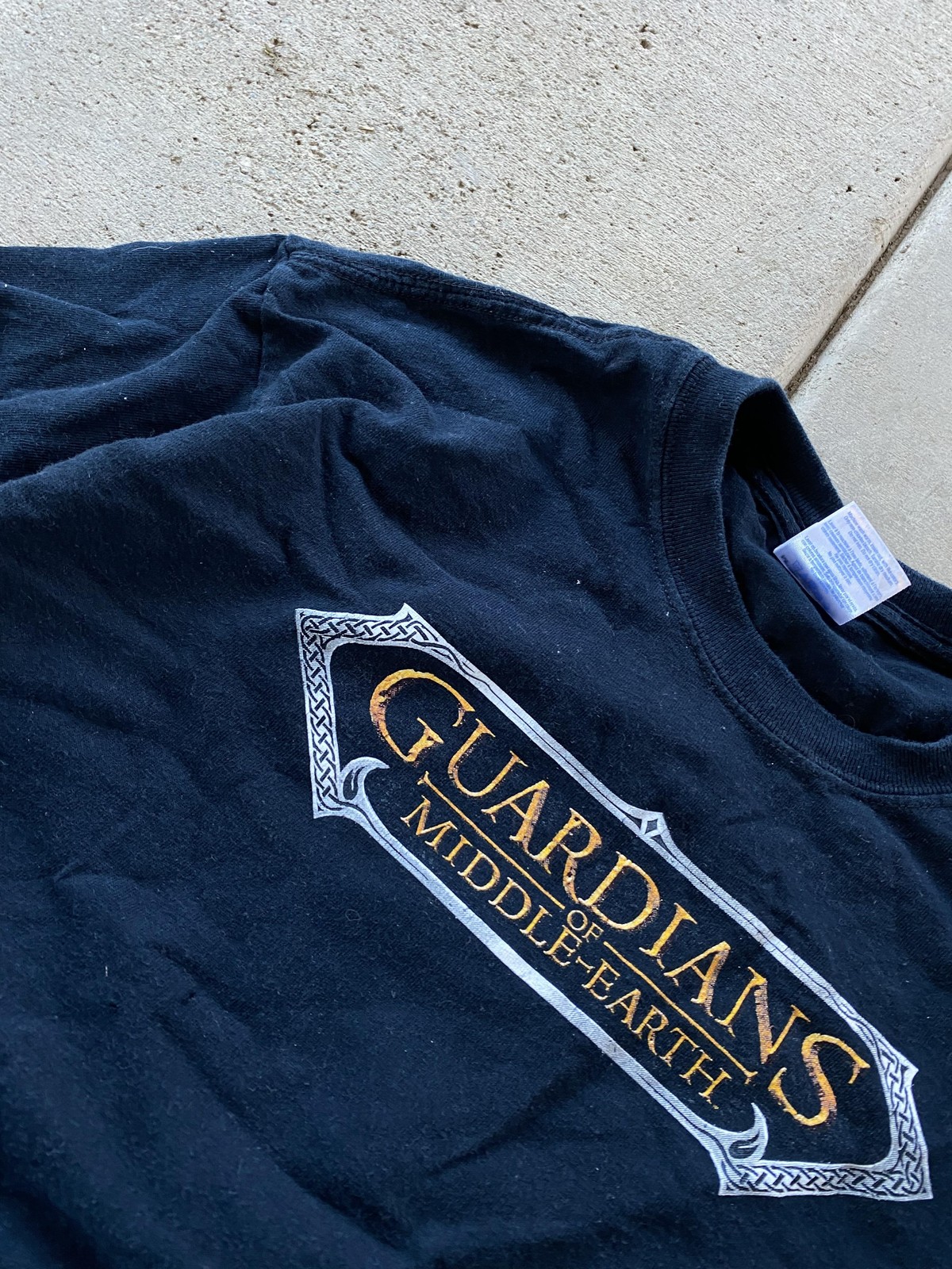 Guardians Of Middle-earth Shirt Mens Medium Black Gandalf Gildan Graphic Tee Y2k gallery
