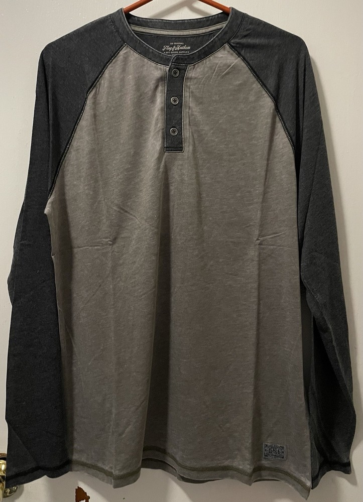 Flag & Anthem Men’s Two-Tone Henley Neck Shirt Long Sleeve Olive Charcoal Medium