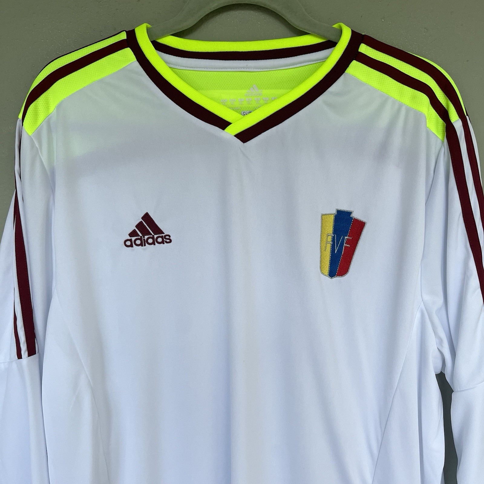 Adidas 2014-2015 Venezuela FVF Away Soccer Jersey XL Long Sleeve White Yellow gallery
