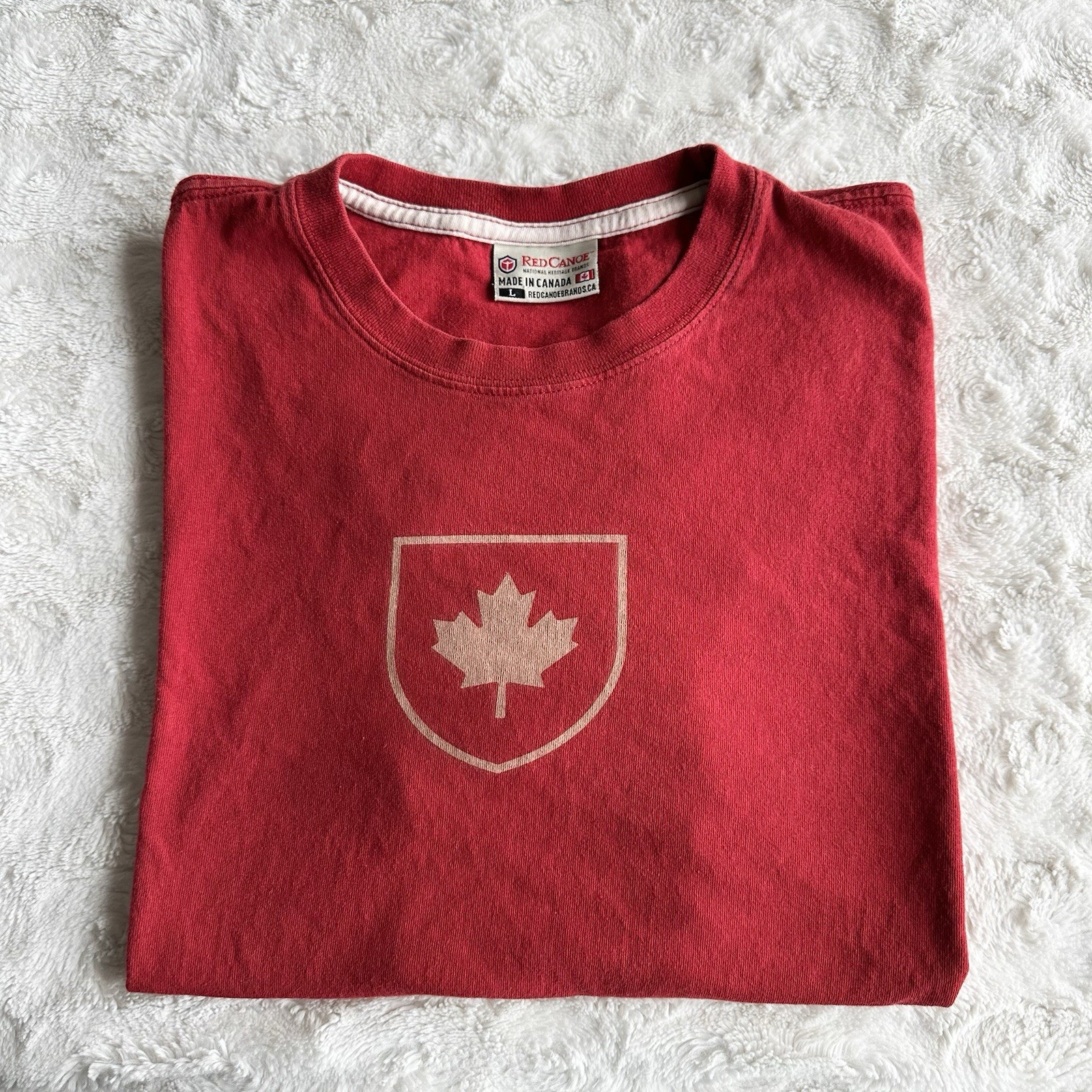 Red Canoe Canada Shirt Tee Mens Large Maple Leaf Canadian Cotton Classic Logo SS gallery
