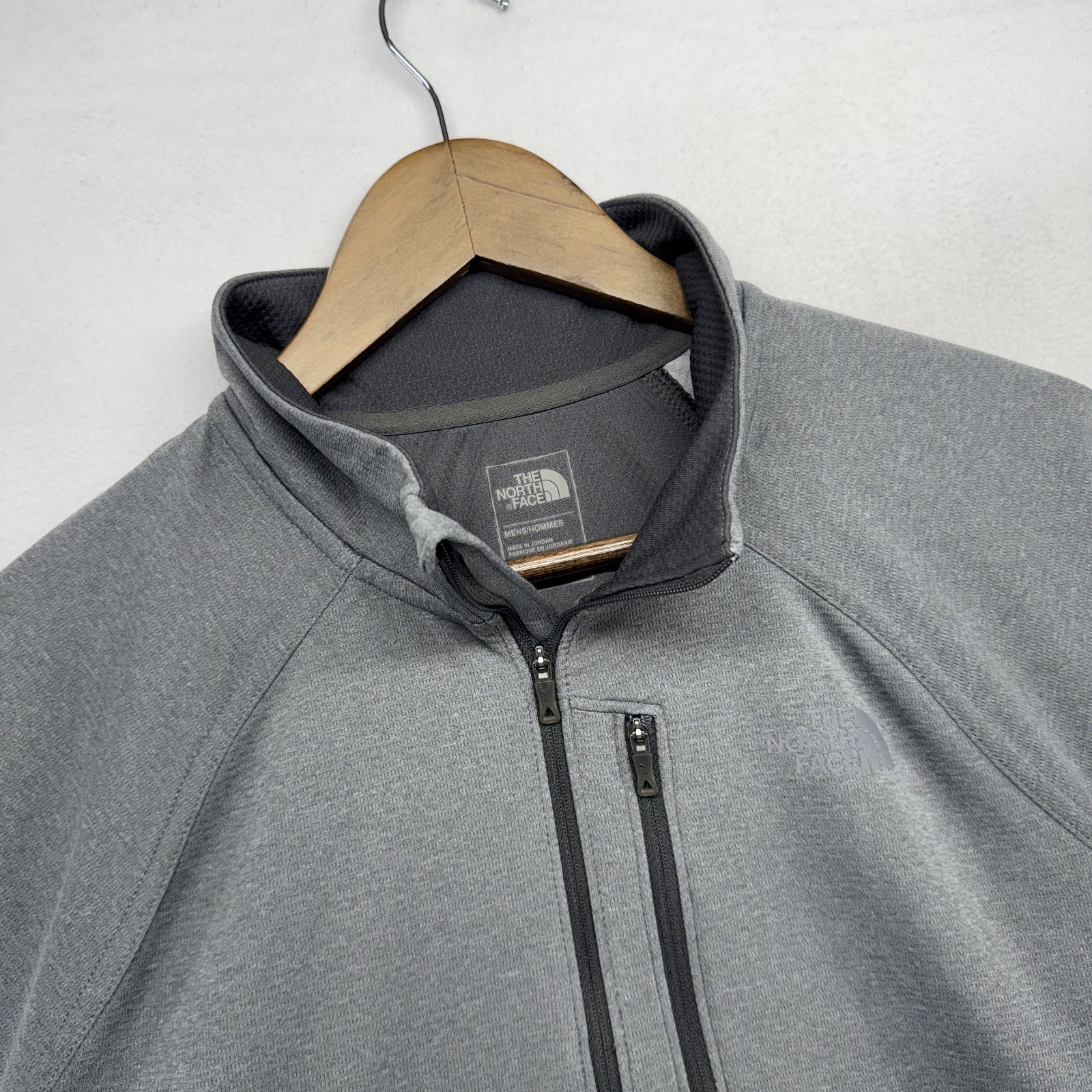The North Face Half Zip Pullover Men's Medium Gray Flashdry Outdoor Running Logo gallery