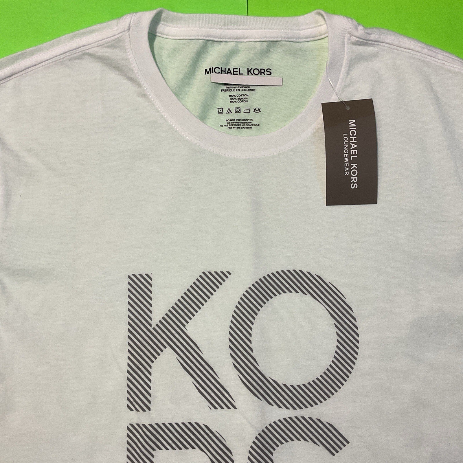 MICHAEL KORS Men’s Short Sleeve T-Shirt Size MEDIUM White w/Black NEW gallery