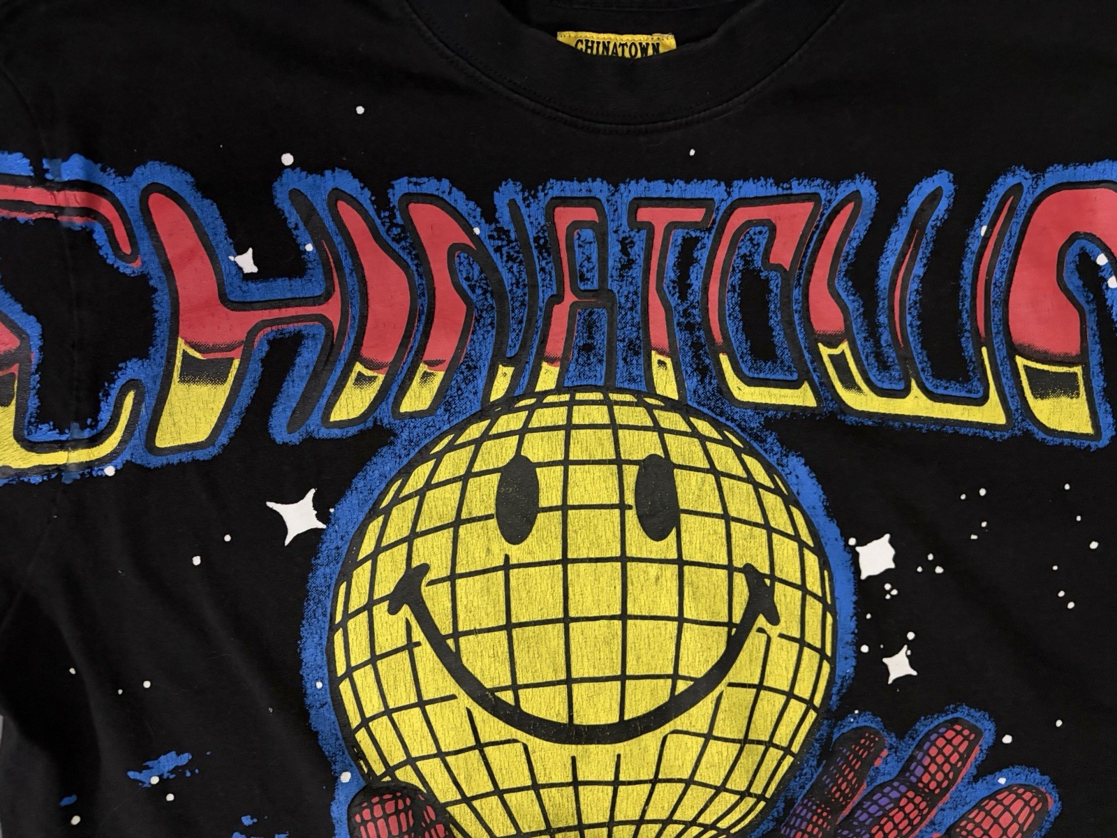 Chinatown Market Smiley Spiderman Originals Graphic Happy Fun Gaming T Shirt L gallery