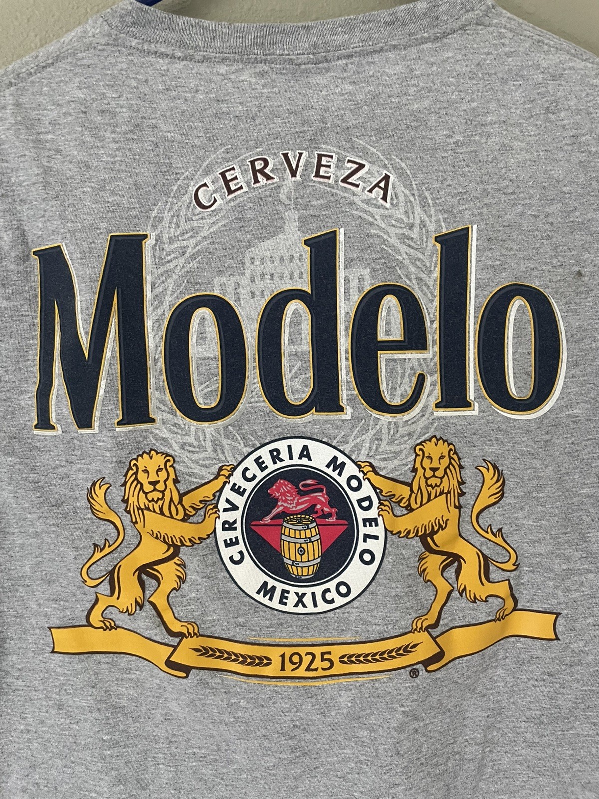 Men's Modelo Cerveza Gray Crew Neck Short Sleeve T-Shirt Size Small gallery