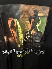 Beetlejuice x Cakeworthy Never Trust The Living Mens 3X T Shirt