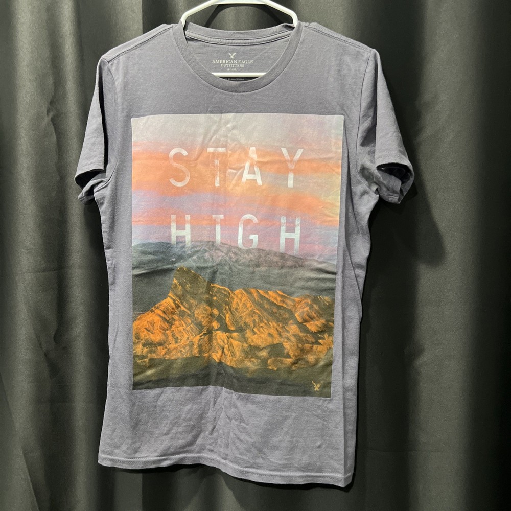 Men American Eagle Outfitters Size XS / STAY HIGH / Mountains & Text