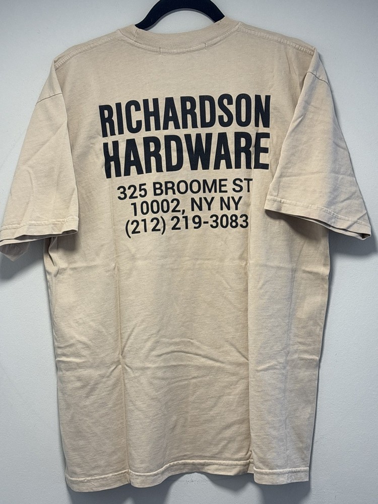 Richardson Hardware Chinatown Tan T-Shirt Large Used Flaw