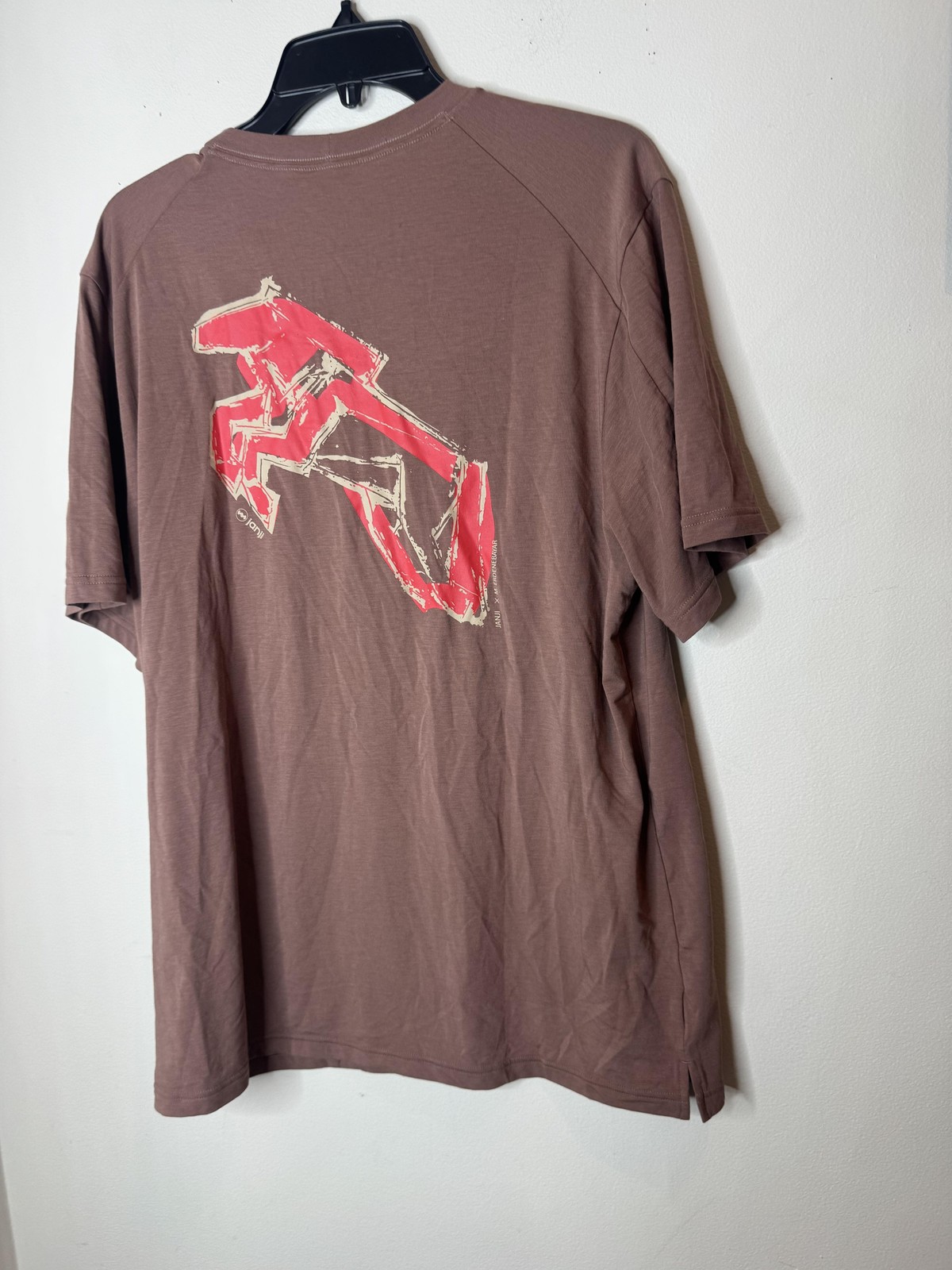 Janji Shirt Mens Large Brown Circa Daily Run Everywhere Running Graphic Tee gallery