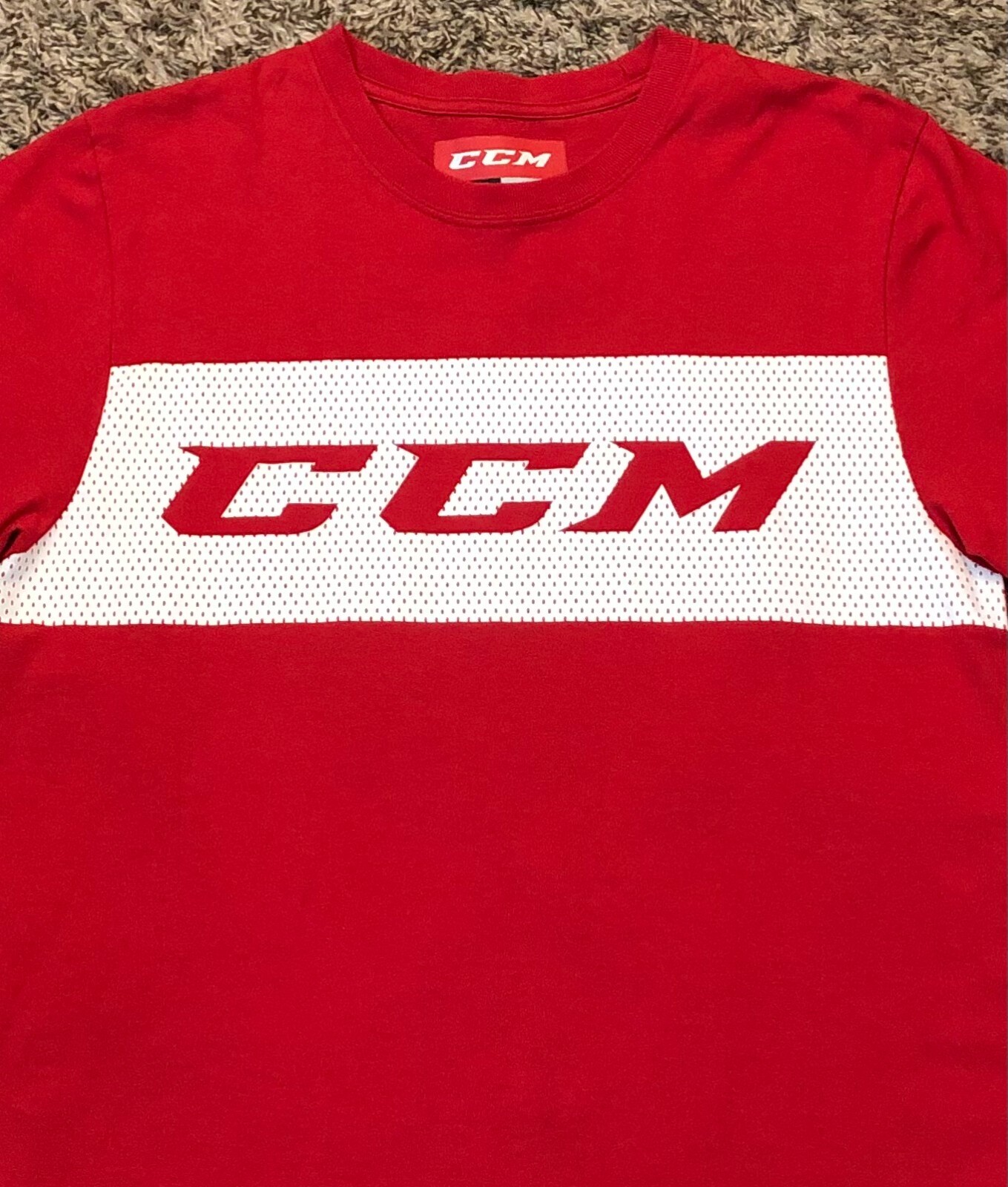 CCM Official Hockey Performance Men's Red T-Shirt Size M gallery