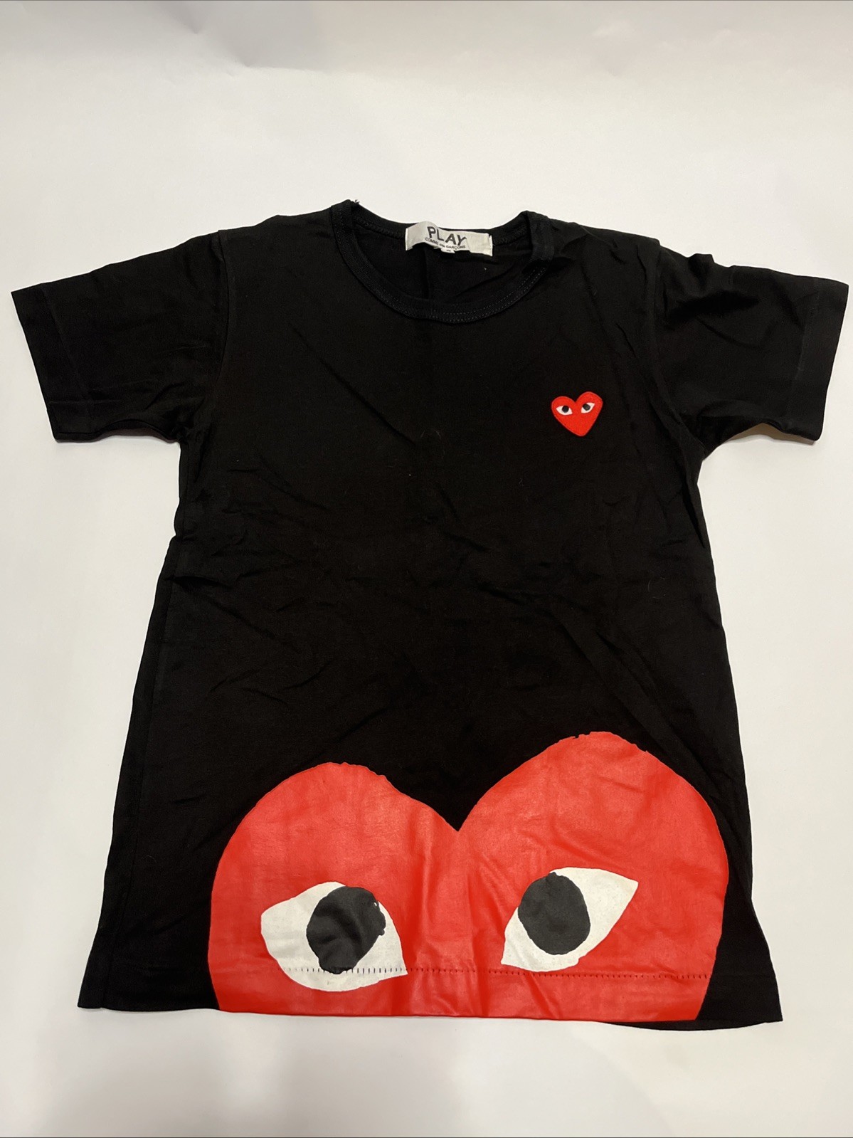 COMME des GARCONS PLAY Heart Embroidered Logo Graphic Men's T Shirt Size Small gallery
