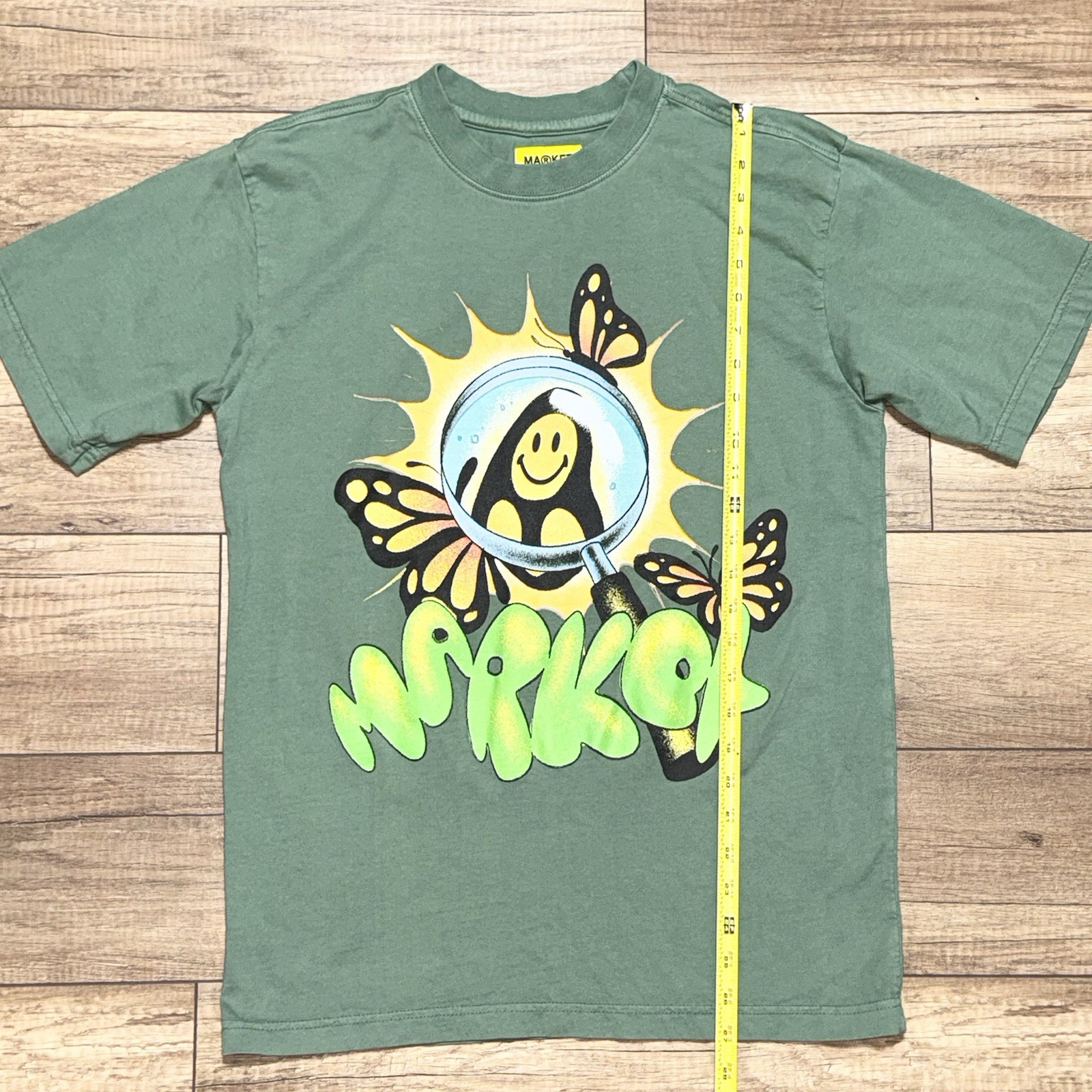 Chinatown Market Smiley Streetwear Green Butterfly Art Graphic T Shirt Mens S gallery