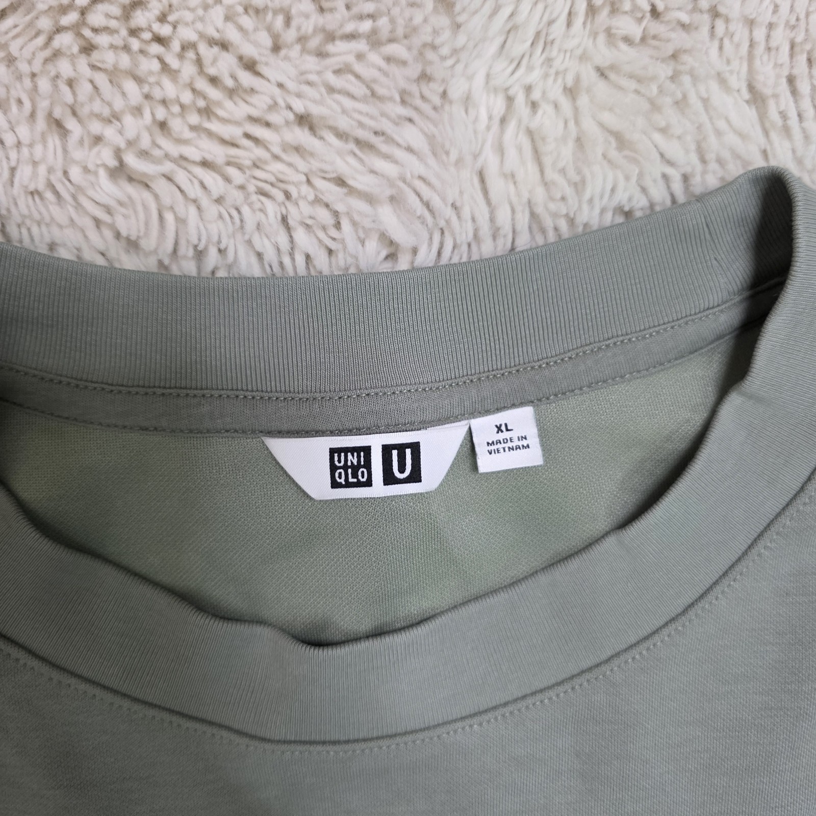 Uniqlo AIRism Cotton Oversized Crew Neck T-Shirt Light Green Sage Size XL EUC gallery