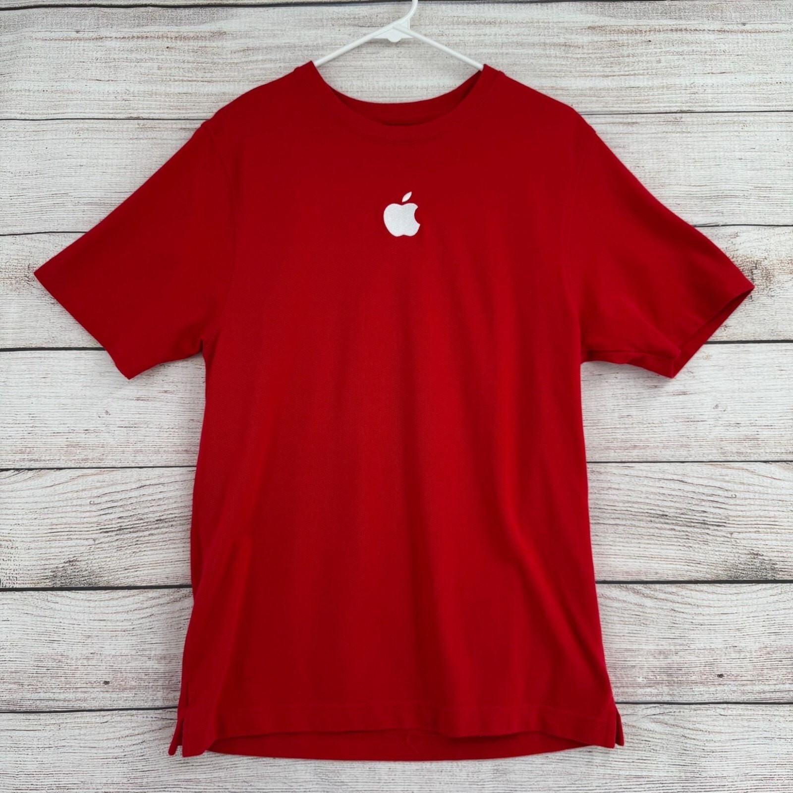 Apple Employee Knit Short Sleeve T-Shirt Men’s Size Medium Red