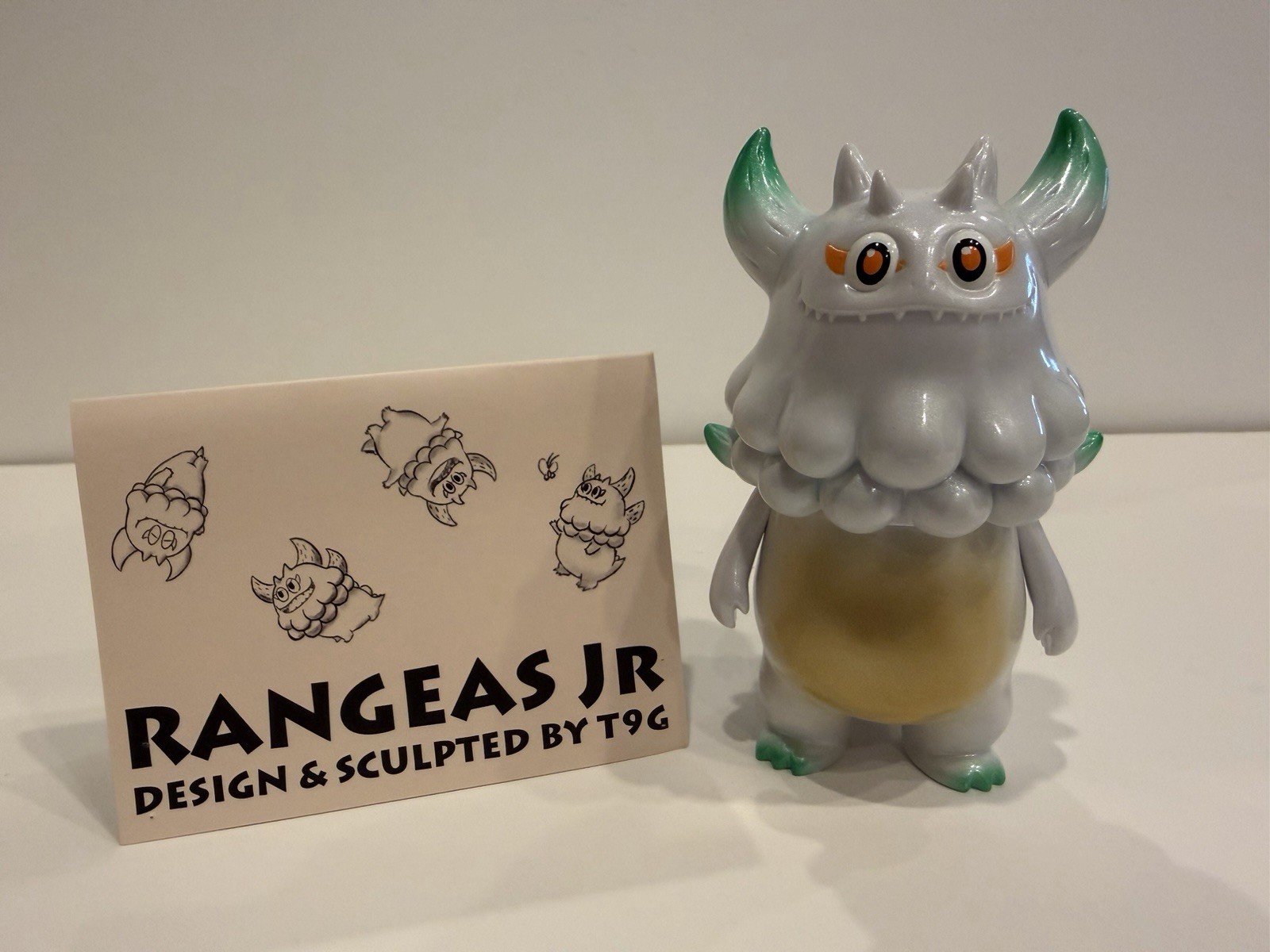 Rangeas Jr  by T9G – White / Gold/ Green – With Header