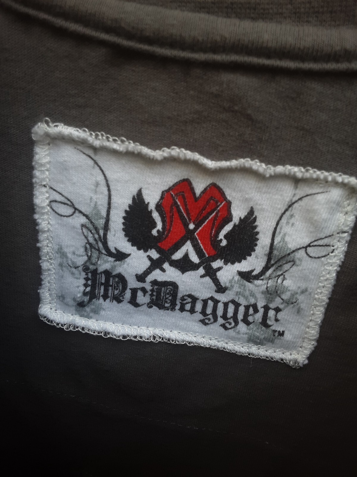 Men's Size M McDagger 100% Cotton Beaded Lion Crest Graphics T-Shirt gallery
