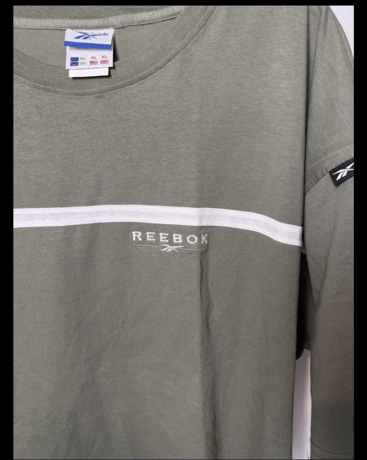 Reebok Men’s XL Green White Striped Logo T-Shirt Crew Neck NWT gallery