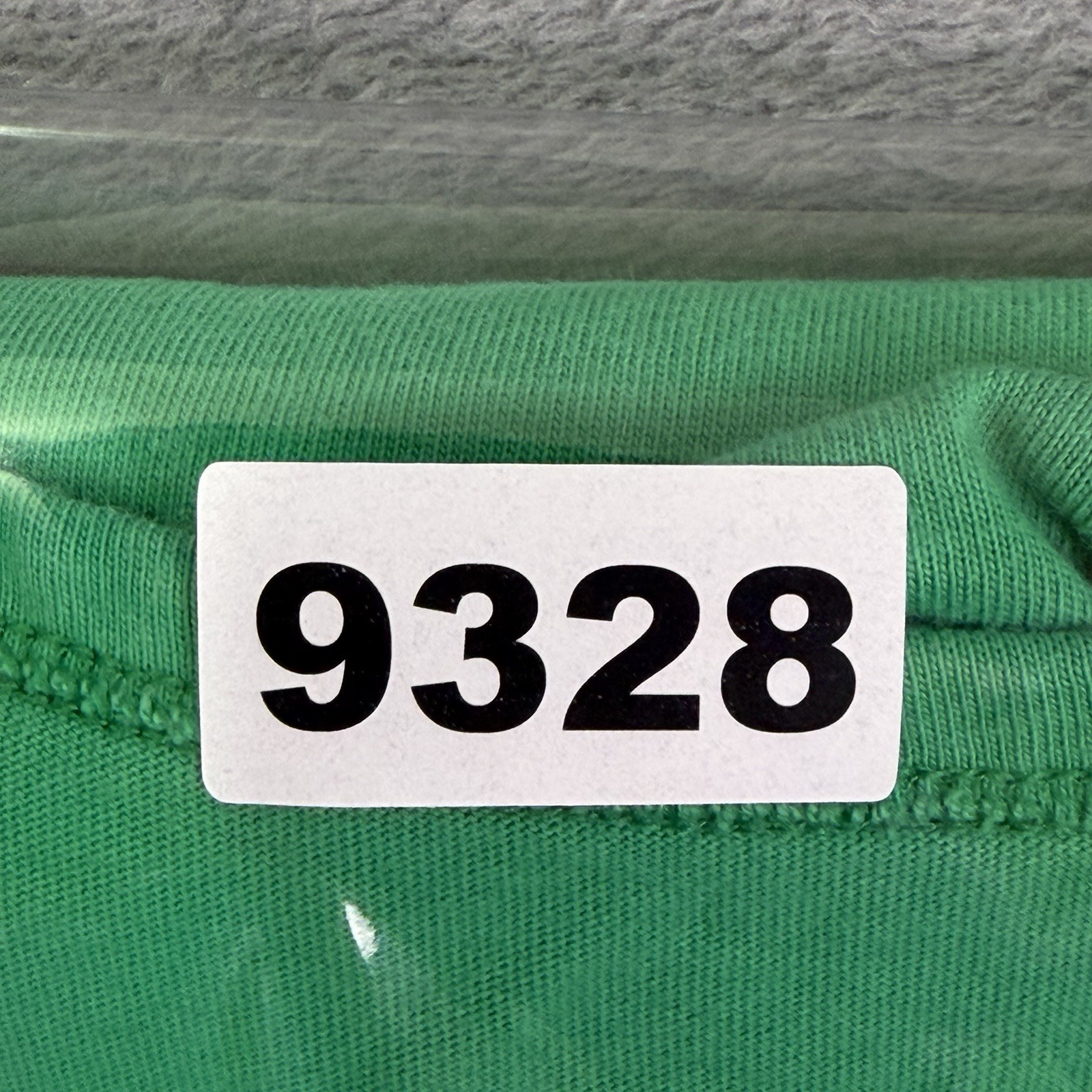 Nike Shirt Mens Medium Green Graphic Print Tank Top Tee Crew Neck Pull Over gallery