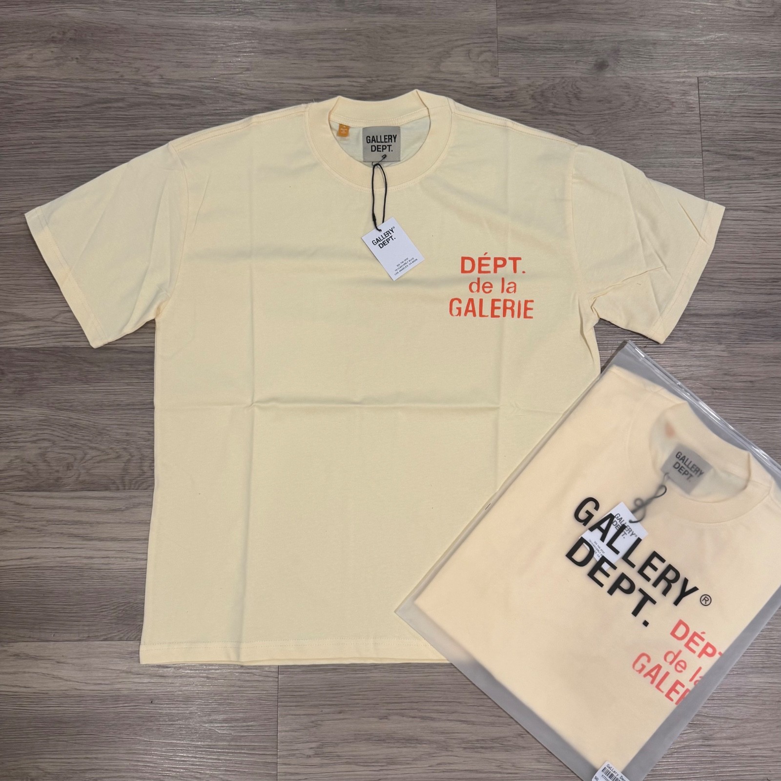 French Cream Gallery Dept. T Shirt - Brand New with Tags - Size Large gallery