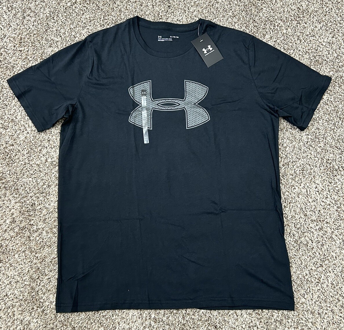 New UNDER ARMOUR Big Logo Men’s Black T-shirt Tee Loose Size XL (M6)