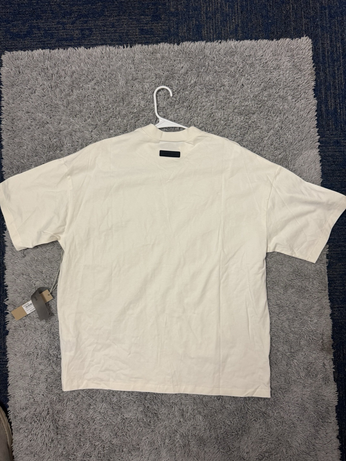 Cloud Dancer Essential T-shirt gallery