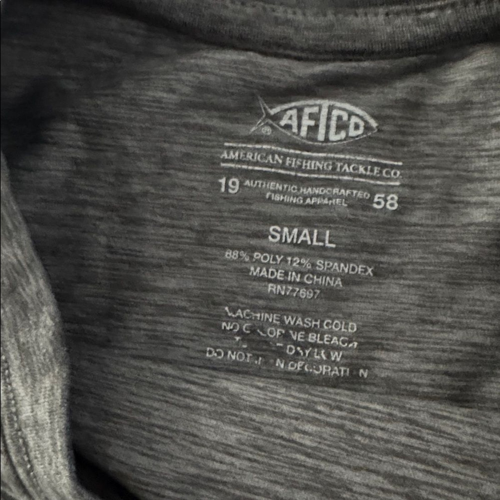 AFTCO Long Sleeve Performance Shirt – Gray – Size Small gallery
